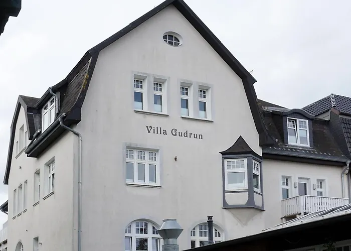 Villa Gudrun - Bounty 2